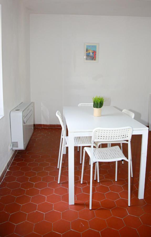 L'Hacienda Apartment Антиб Екстериор снимка