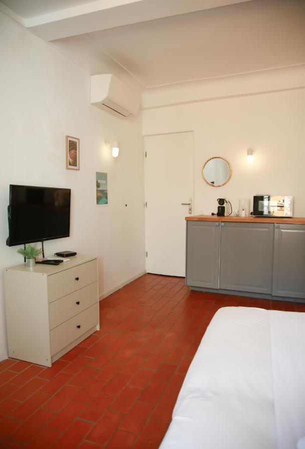L'Hacienda Apartment Антиб Екстериор снимка